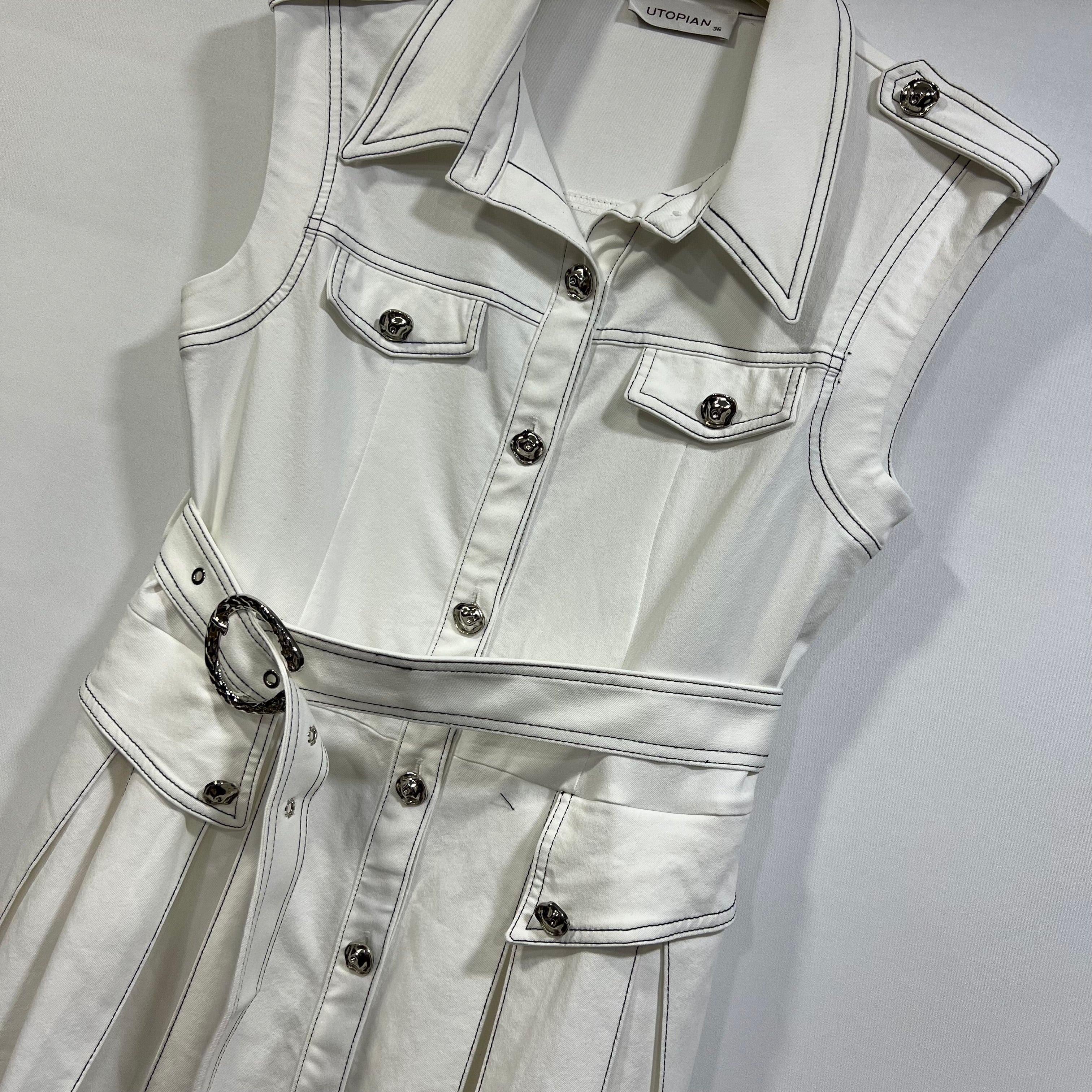 Classic Belted Sleeveless Shirt Dress
